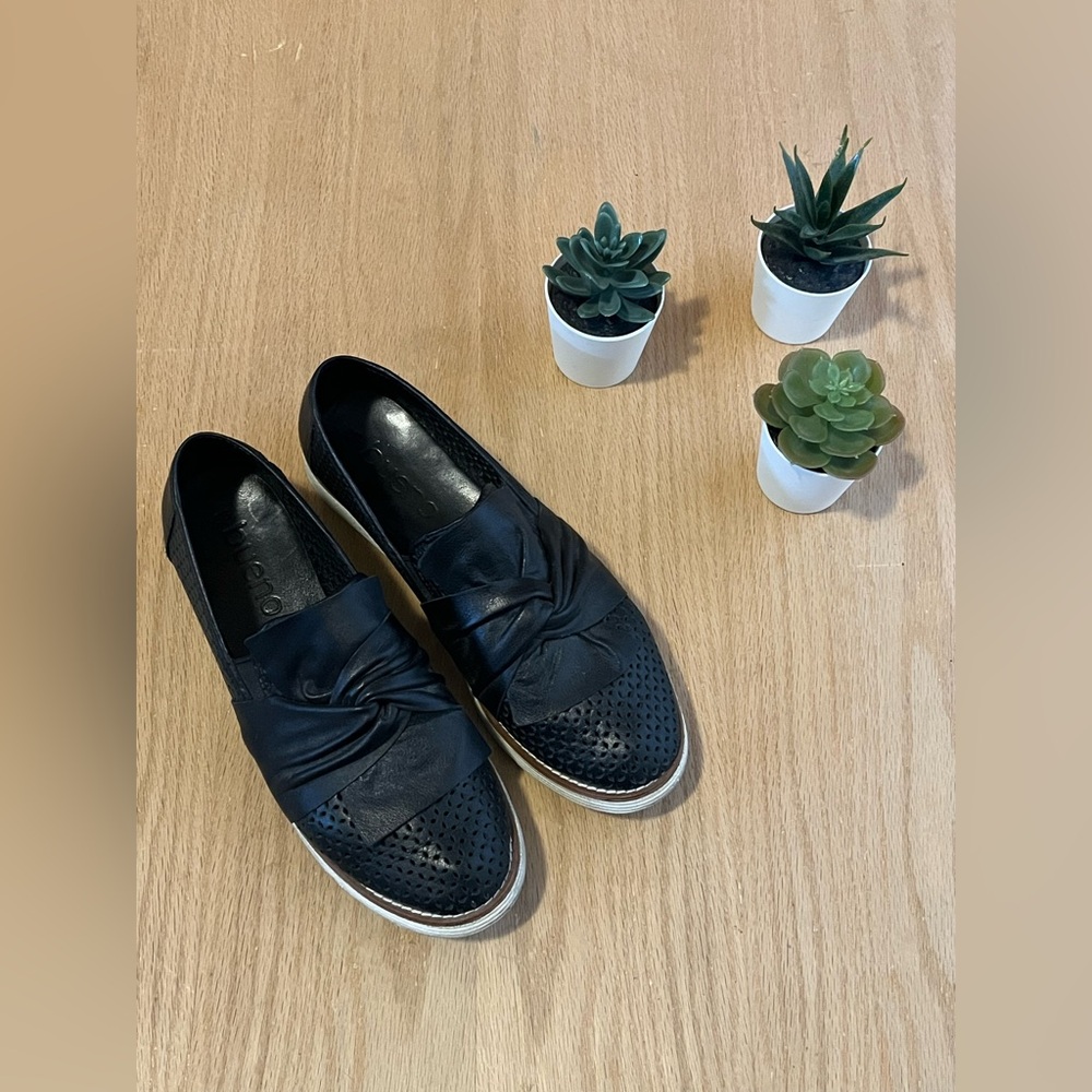 Bueno Brady Leather Loafers